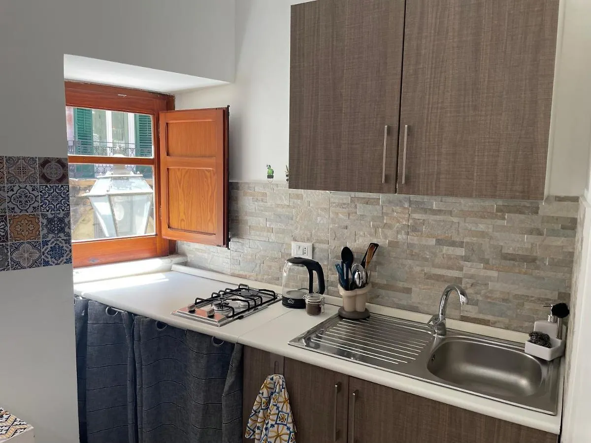 Apartment Al Kassaro Vacanze A Palermo Italy
